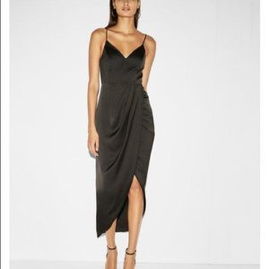 HOST PICK✨ SATIN WRAP MAXI DRESS 🖤